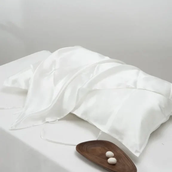 La Taie D'oreiller Pure soie de mûrier (Blanc)